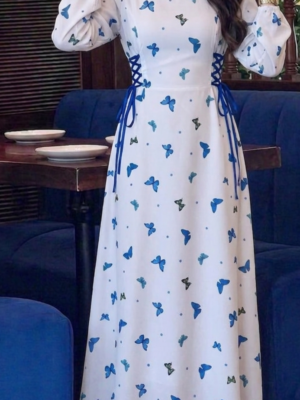 Robe Longue "L'Envol des Papillons" – Élégance Poétique & Silhouette Cintrée